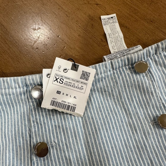 Zara stripped denim skirt - Picture 3 of 4